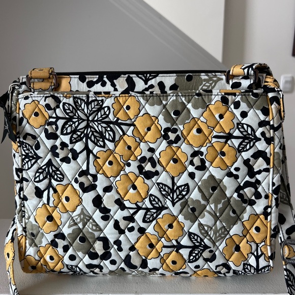 Vera Bradley Crossbody Tablet Hipster Go Wild NWOT  Floral Colorful - Picture 2 of 7